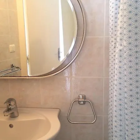 La Casa Del Poble, Plein Centre Dargeles, 8p Wifi Holiday home